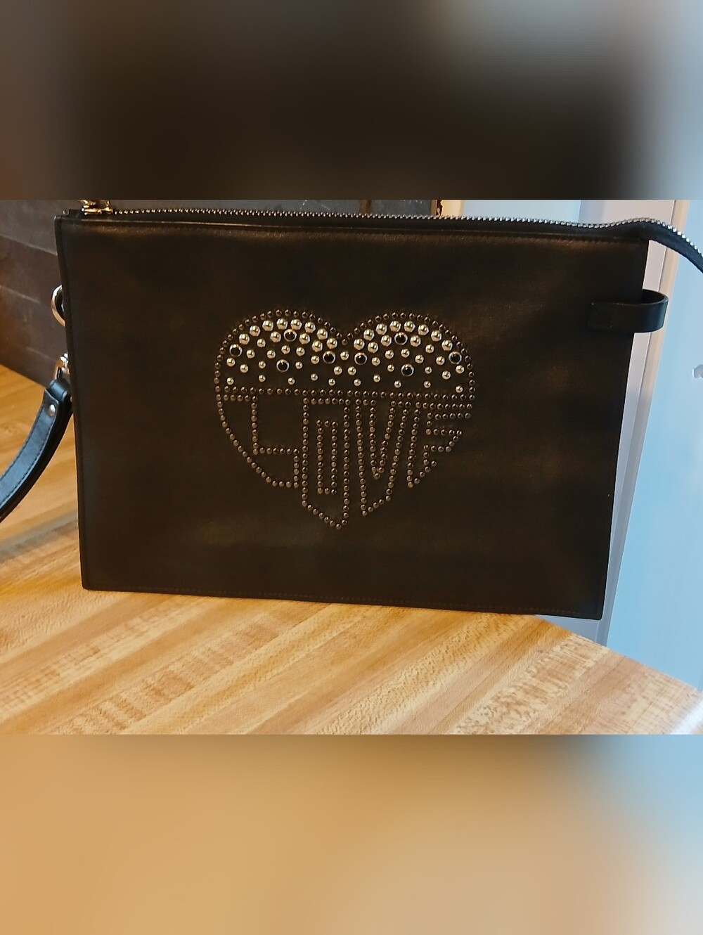 Valentino Garavani Like NEW Black Limited Edition "Love" Rockstud Clutch/Wristle - Picture 2 of 8